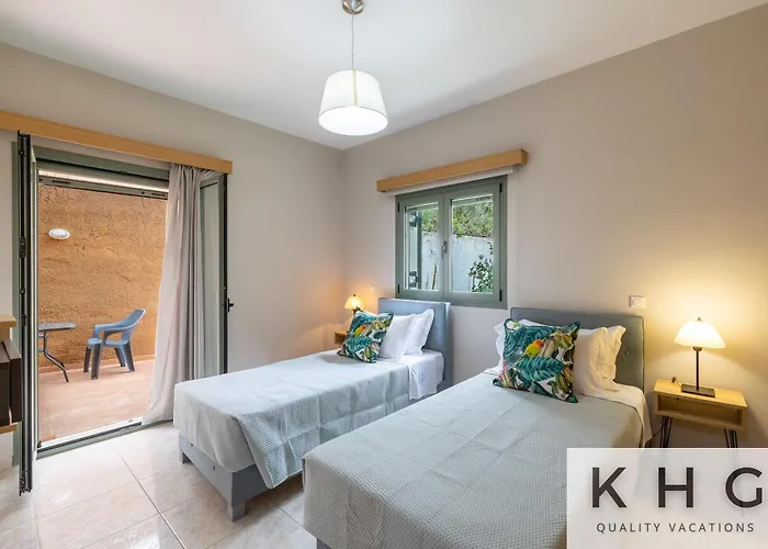 Hermes Luxury In Village! Apartment *